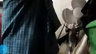 تسريب شريط جنسي حار لزوجين عربيين من الهاتف