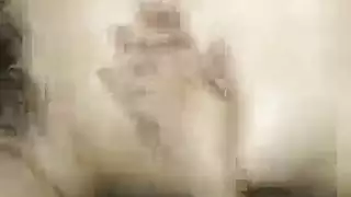 عاهرة مفلسة سيلفيا ستيلانا في عصابة جنسية بدون وقاء داخل حافلة متحركة