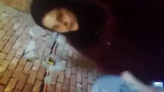 محب النساء وخطيبته في مداعبة إباحية خام