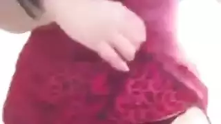 فتاة عربية تعطي مصة ثم يتم تدمير فرجها