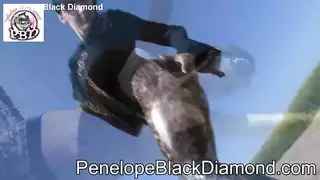 موقع زعرور الجنسي: مشاهد جنسية صريحة وإفرازات