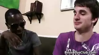 نيك ورعان رجال طيز