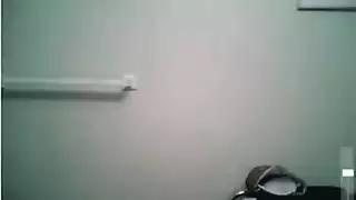 سكس سوداني: مراهقة تبلع السائل المنوي في ثلاثي محموم