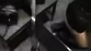 واقعة جماعية لبهلوانة من الخلف والأمام