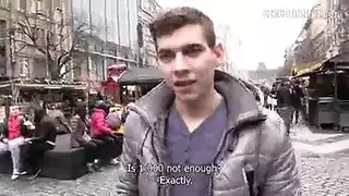 الأخوات ممتلئات الأجسام في تفانٍ صريح