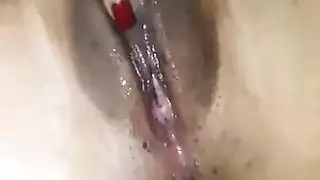 عاهرة مصرية تمارس الجنس ثم تستمني على كاميرا مباشرة