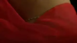مشهد سكس بوليوودي مثير مع قبلات حميمة وشغف