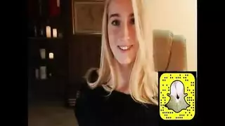 عاهرة سناب شات هاوية تكشف كل شيء في عرض خاص