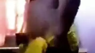 استعراض عراقي مثير بالبكيني عري منزلي خادع