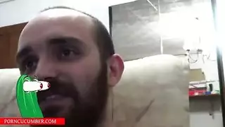 جلسة إباحية جامحة: فرس ساخن يتم تلبيده بقوة