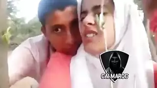 لقطات خام لفتيان عرب وسيمين يمارسون الجنس