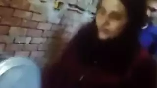 إنها تحب قضيبه الكبير