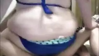 إباحية شيميل: جنس عنيف وختام بالقذف الداخلي