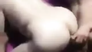 شابان ينيكان عاهرة متلهفة في فيلم إباحي مصري خشن