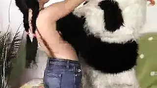 شاب وسيم يمارس الجنس بقسوة مع زوجة أبيه