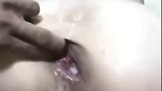 حركة جنسية صريحة مع قضيب أسود كبير وسارة