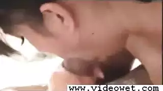 فتاة صغيرة بريئة تسجل فيديو استمناء خاص