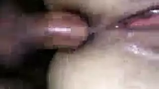 المدلعة سامية تفتح فرجها من أجل قذف داخلي