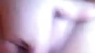 مص قضيب من عاهرة بجوارب حمراء