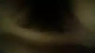 لاعب بلا مال يكسب قبلة وبعض الحركة الشرجية