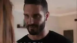 سكس عنيف: زب أمريكي يثقب كس مغربية في مشهد إباحي