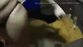 جمال مصرية غريبة ترقص ثم تأخذ عدة أعضاء ذكرية